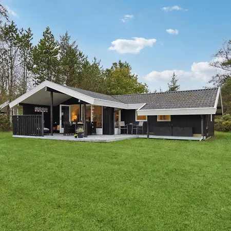 Casa vacanze Cozy In With Kitchen *
